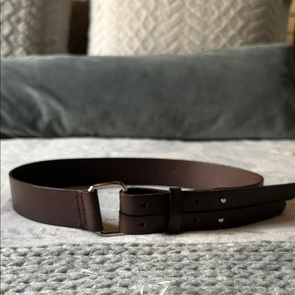 Women’s Banana Republic Classic Brown Leather Belt